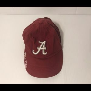 Alabama men’s cap by Russell one size fits all.